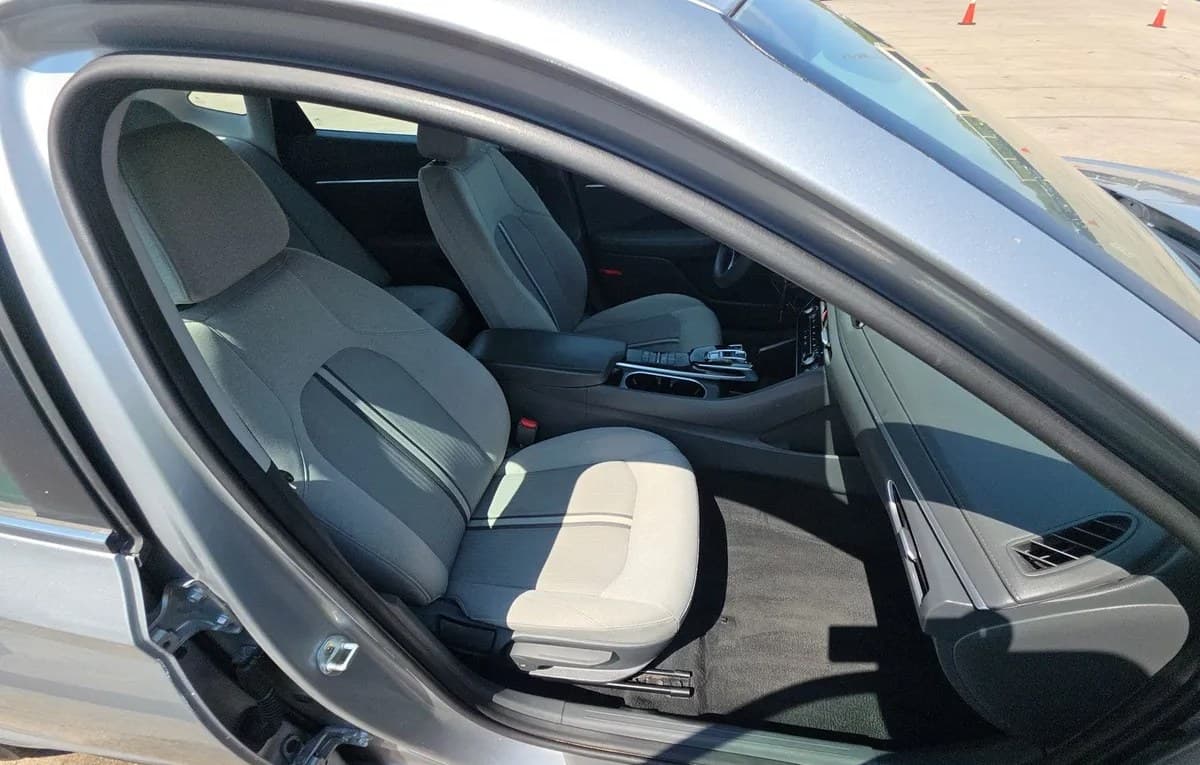 2021 HYUNDAI SONATA SE 5