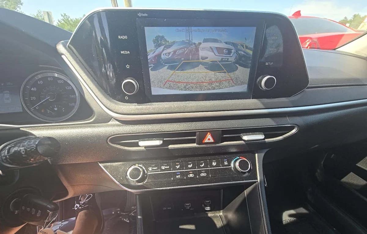 2021 HYUNDAI SONATA SE 7
