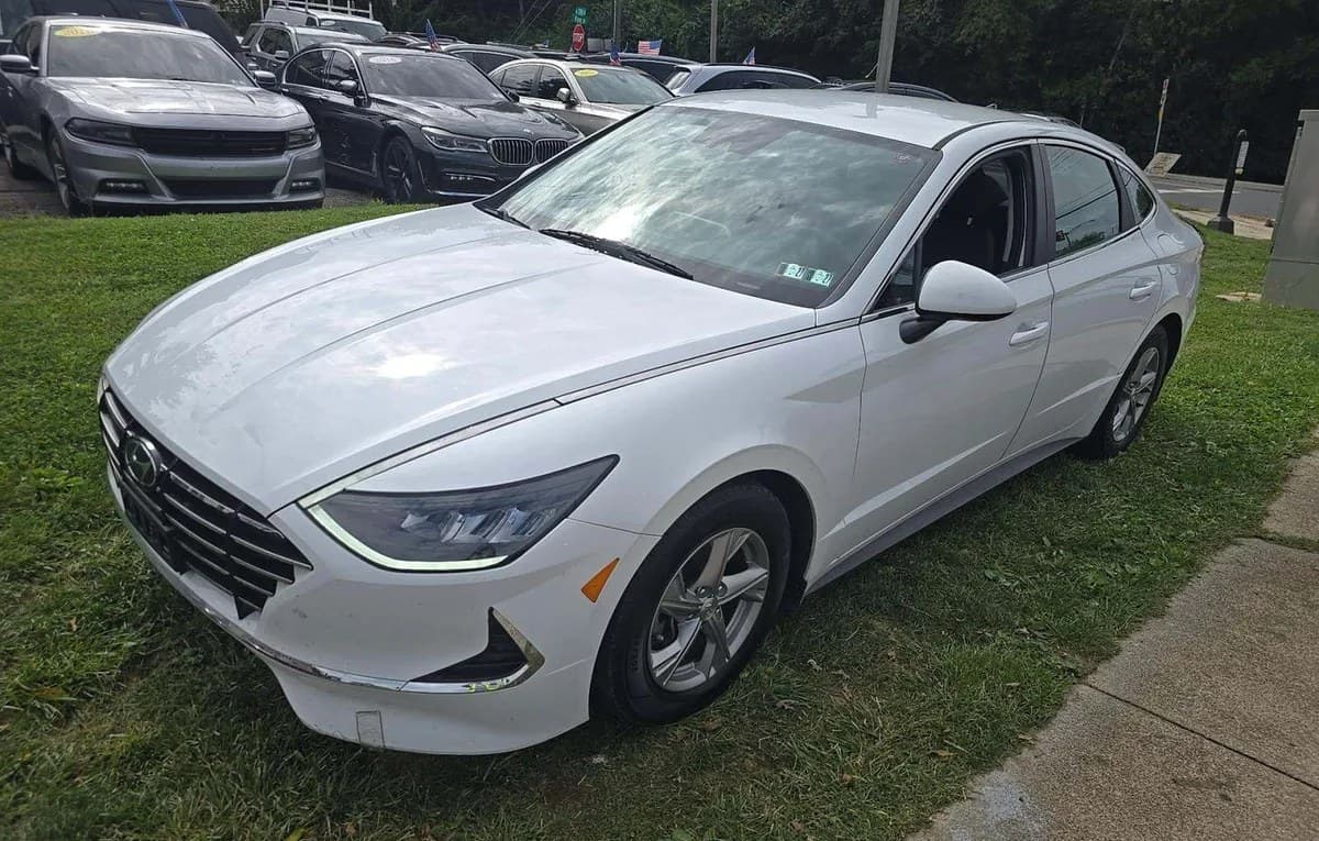 2021 HYUNDAI SONATA SE 2