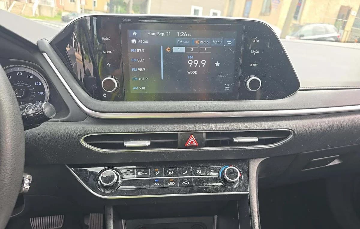 2021 HYUNDAI SONATA SE 7