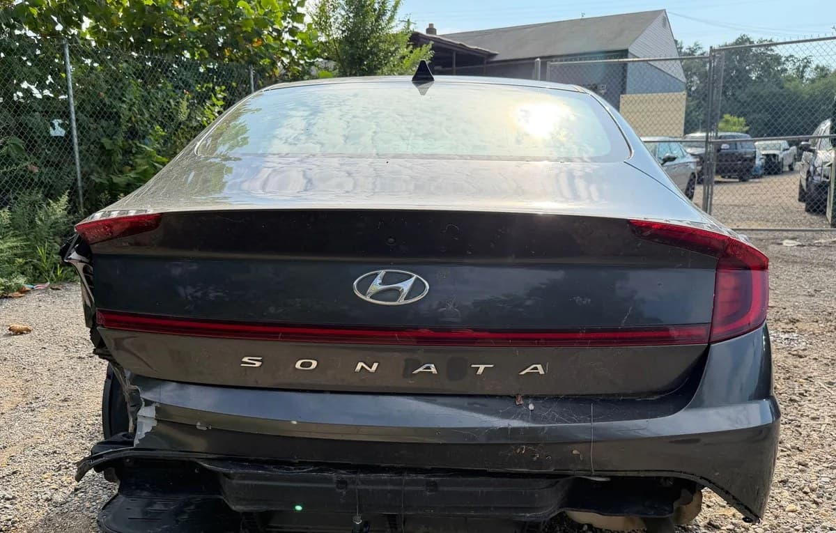 2020 HYUNDAI SONATA SE 4