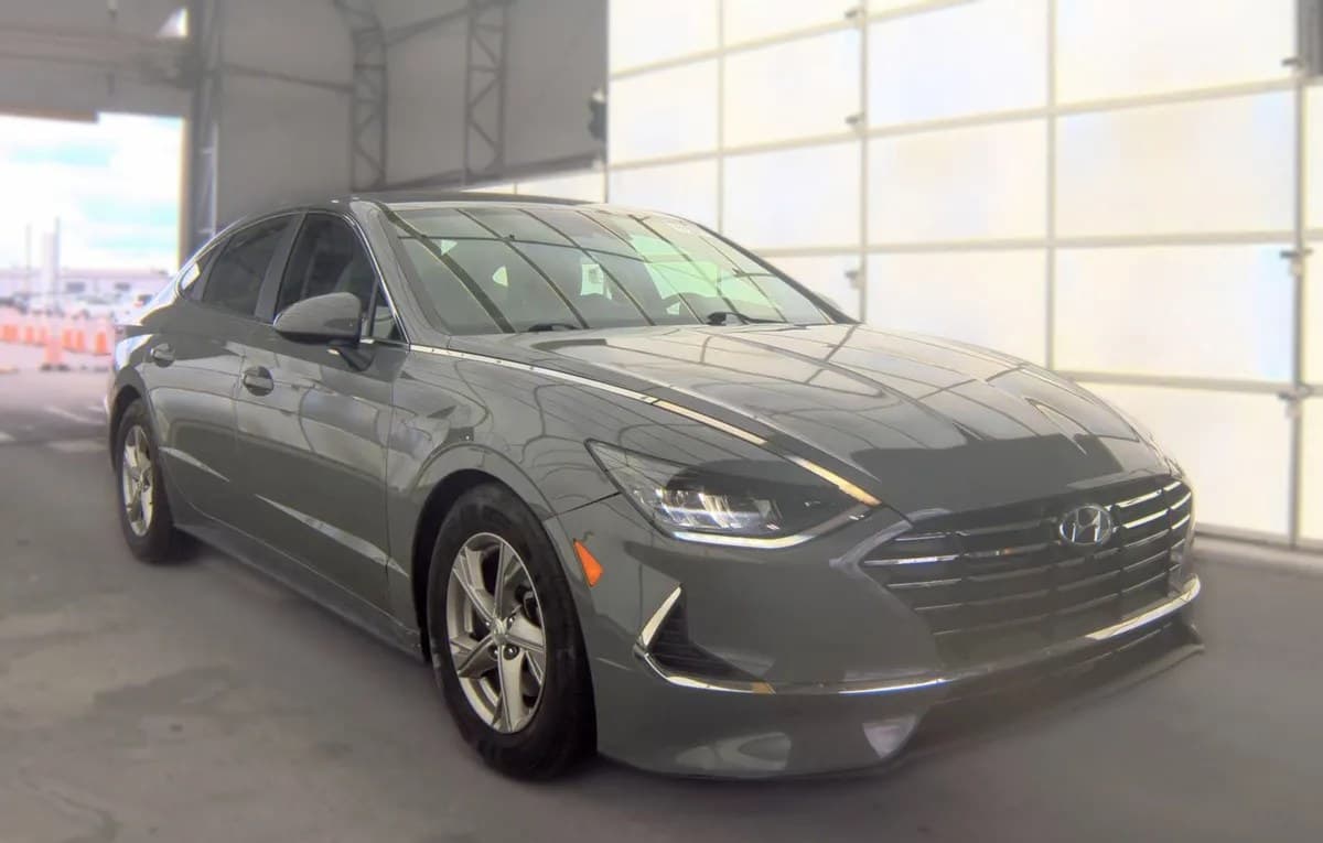 2020 HYUNDAI SONATA SE 4