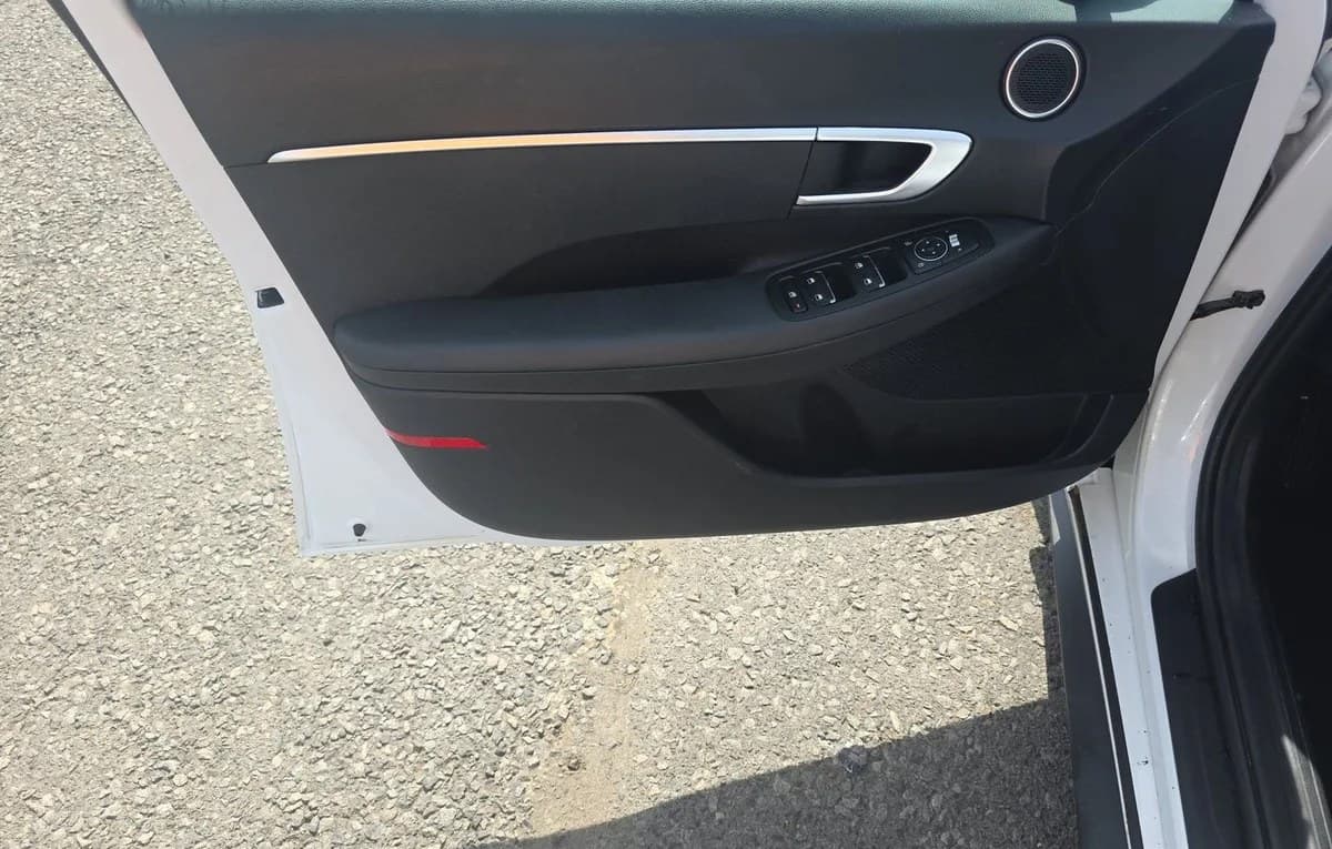 2021 HYUNDAI SONATA SE 6