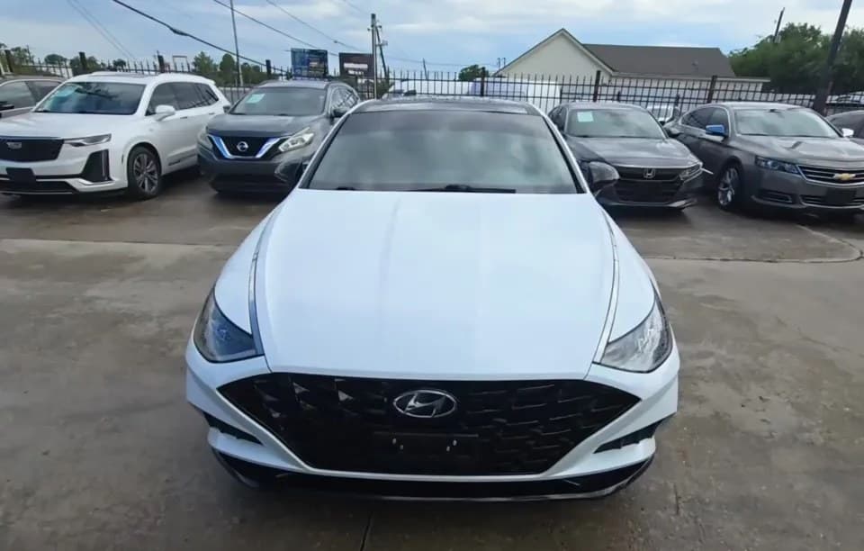 2021 HYUNDAI SONATA SEL Plus 3
