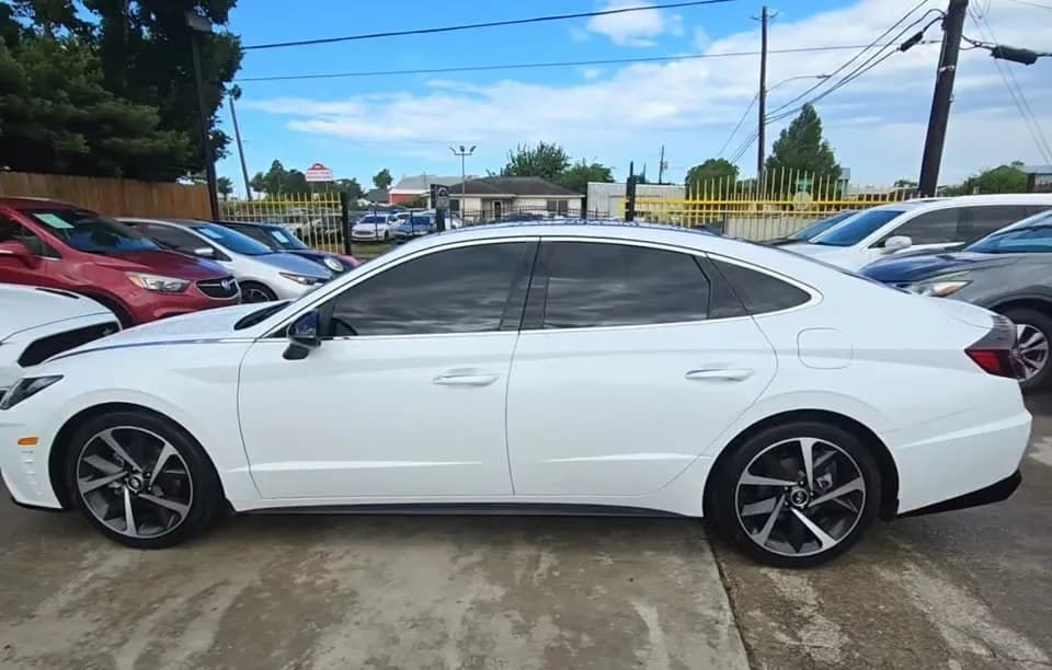 2021 HYUNDAI SONATA SEL Plus 4