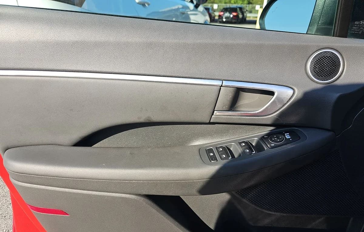 2020 HYUNDAI SONATA SEL 6