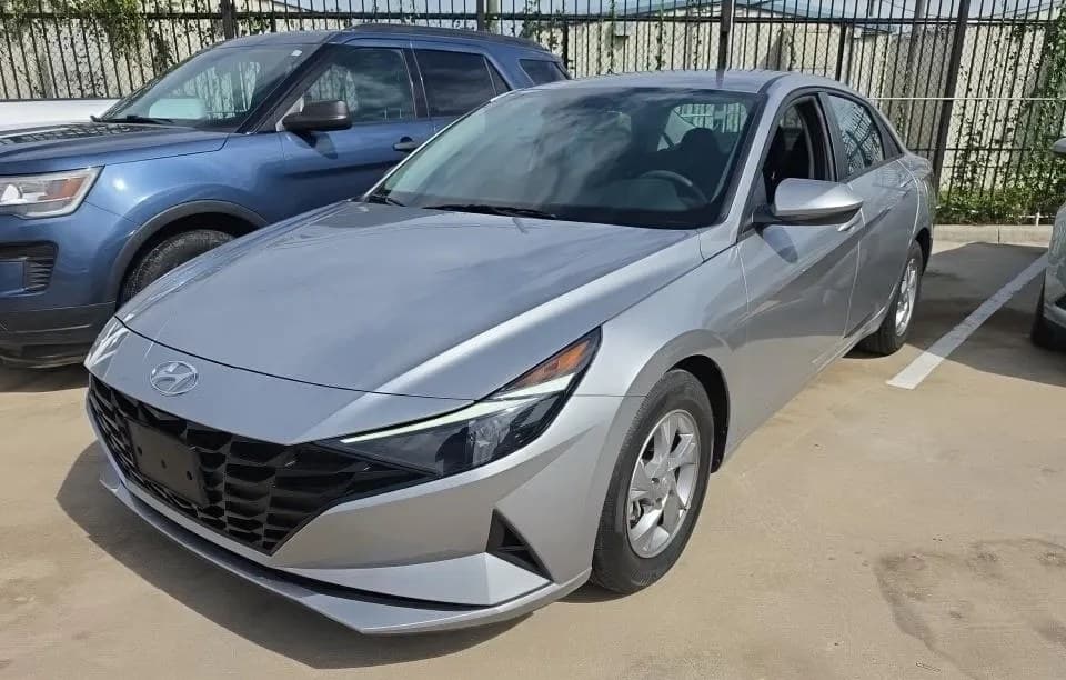 2021 HYUNDAI ELANTRA SE 2