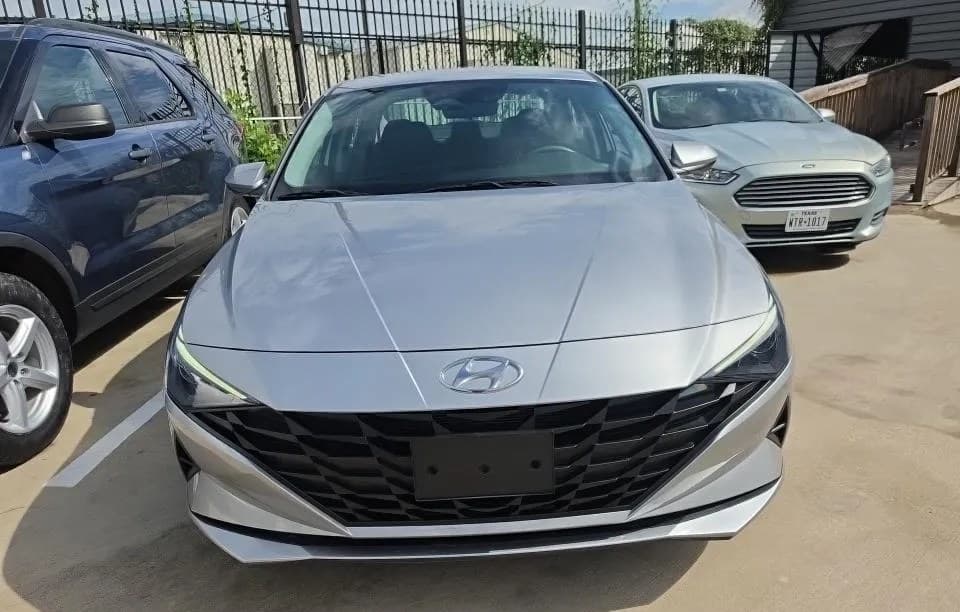 2021 HYUNDAI ELANTRA SE 3