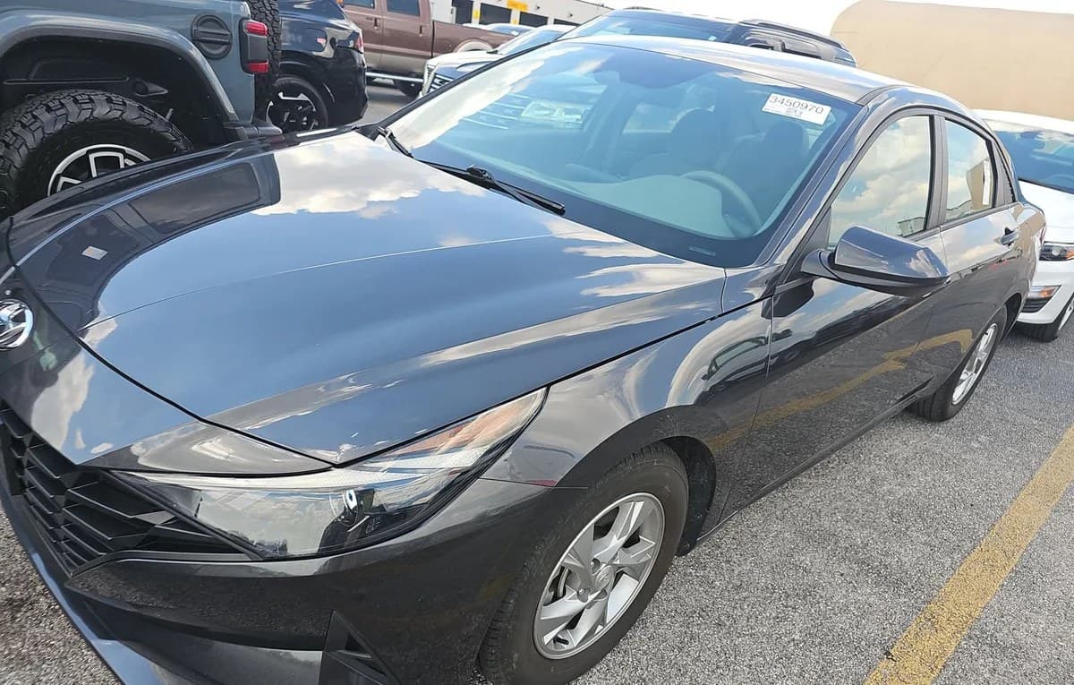 2021 HYUNDAI ELANTRA SE 2