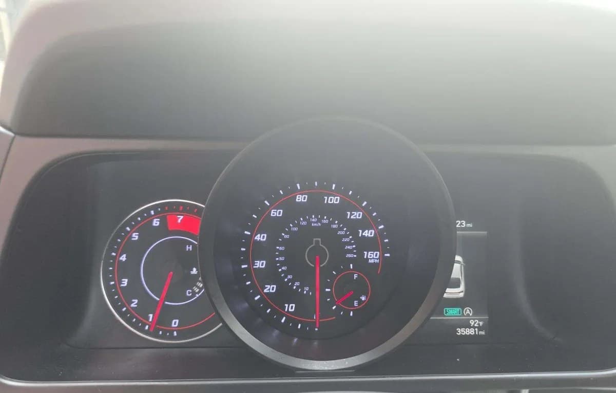 2023 HYUNDAI ELANTRA SE 6