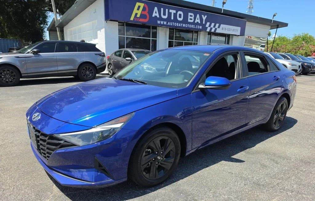 2023 HYUNDAI ELANTRA SEL