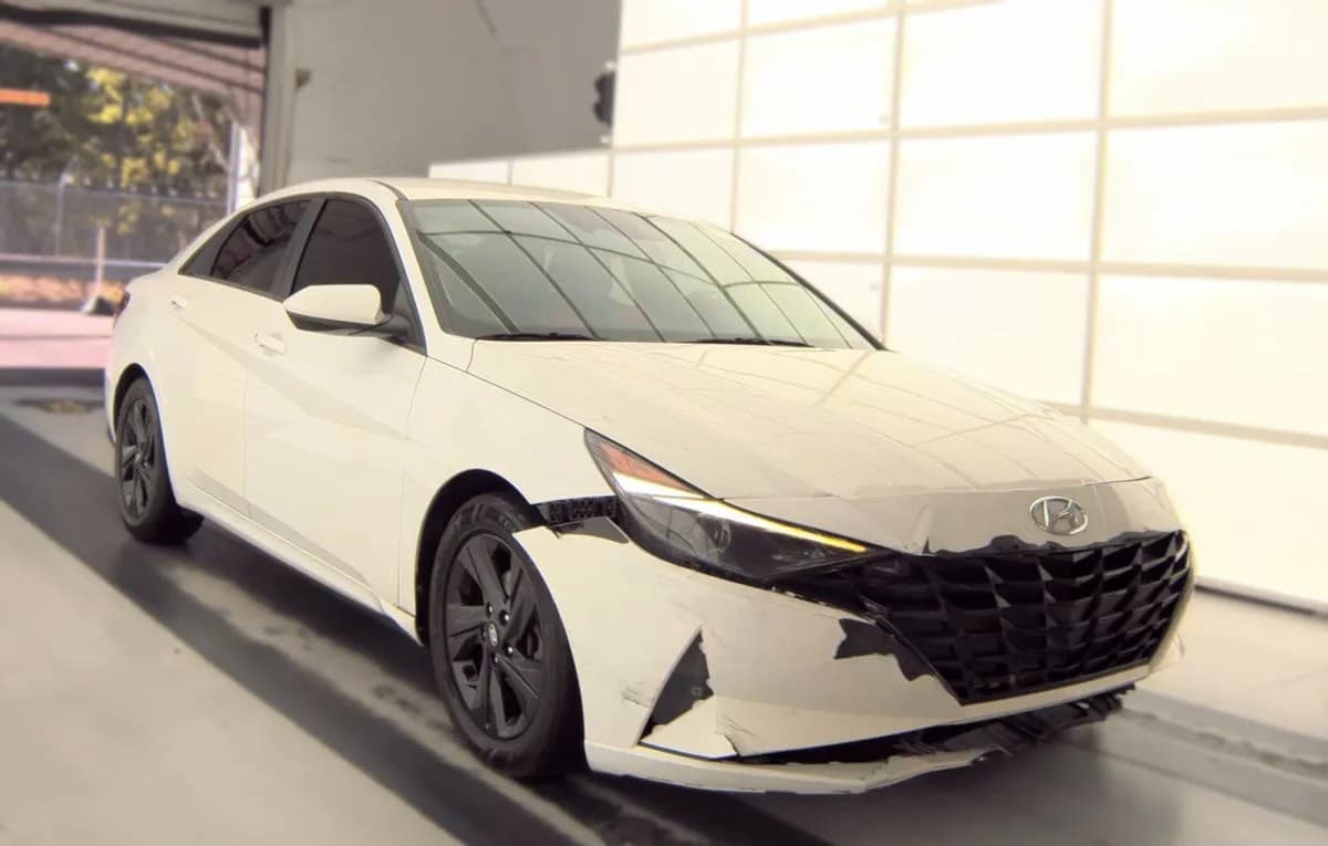 2023 HYUNDAI ELANTRA SEL 4