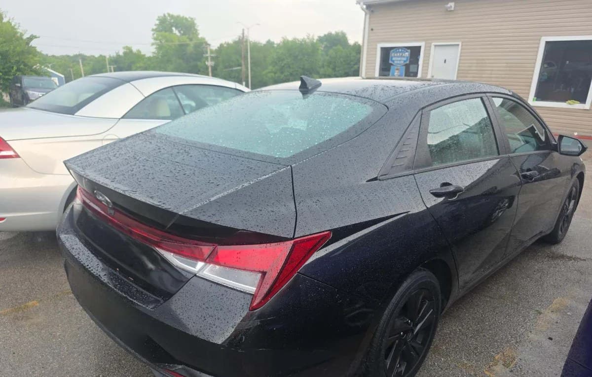 2021 HYUNDAI ELANTRA SEL 4