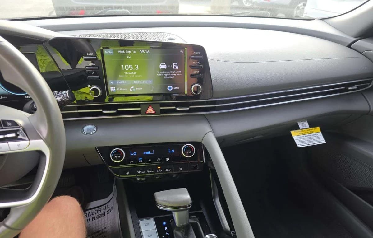 2021 HYUNDAI ELANTRA SEL 7