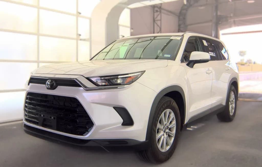 2025 TOYOTA GRAND HIGHLANDER XLE