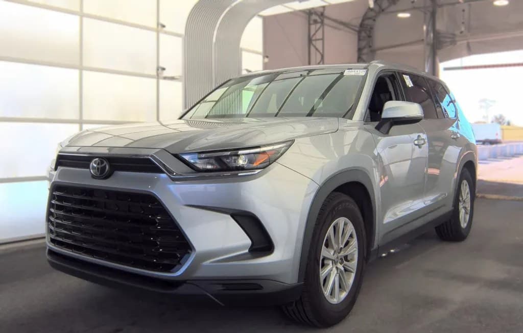 2025 TOYOTA GRAND HIGHLANDER XLE