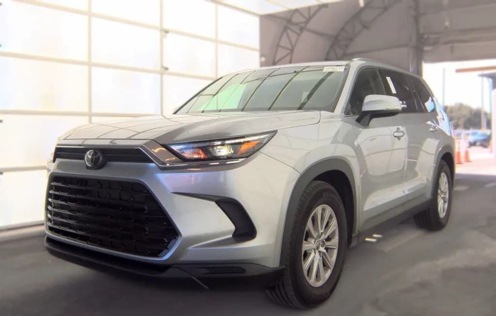 2025 TOYOTA GRAND HIGHLANDER XLE