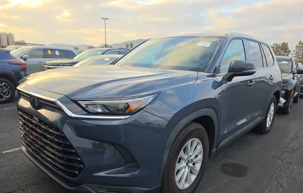 2025 TOYOTA GRAND HIGHLANDER XLE