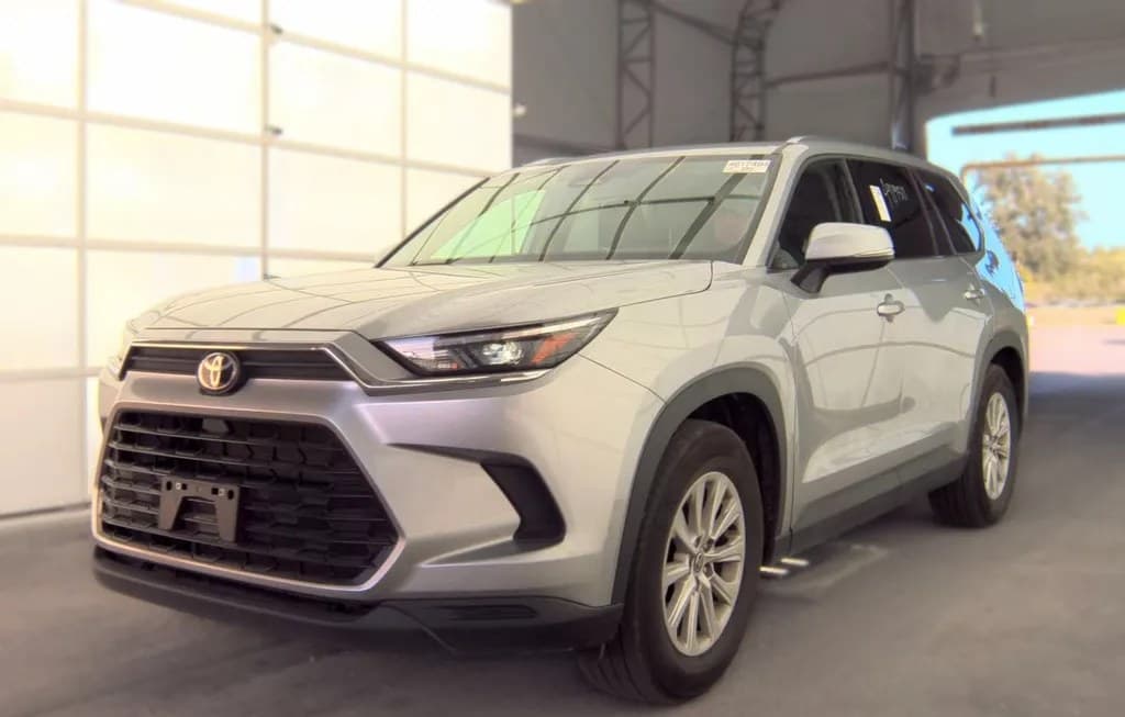 2025 TOYOTA GRAND HIGHLANDER XLE