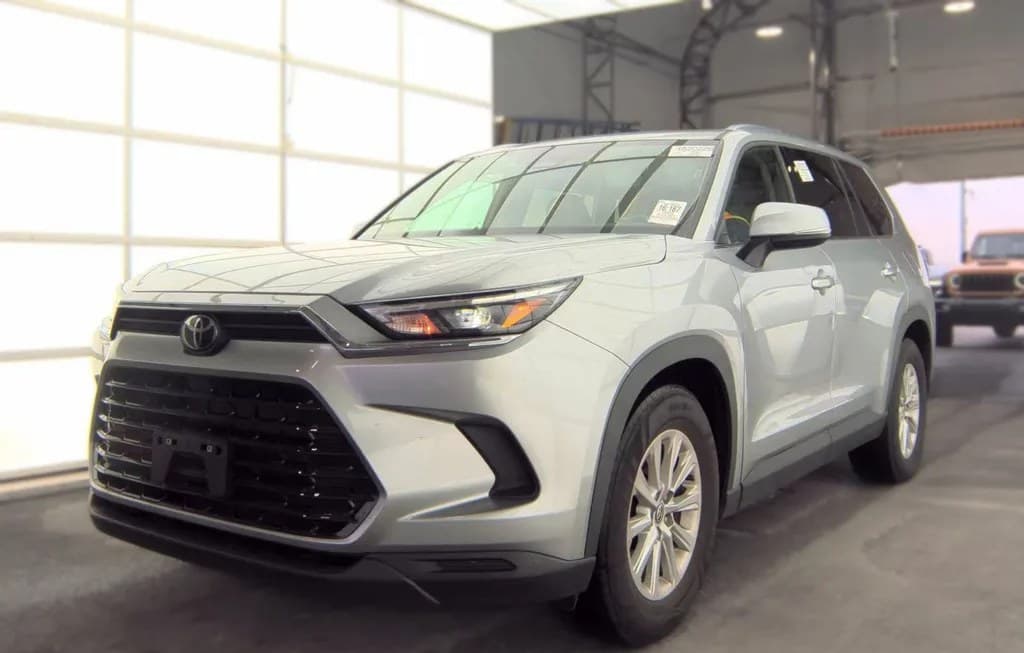 2025 TOYOTA GRAND HIGHLANDER XLE