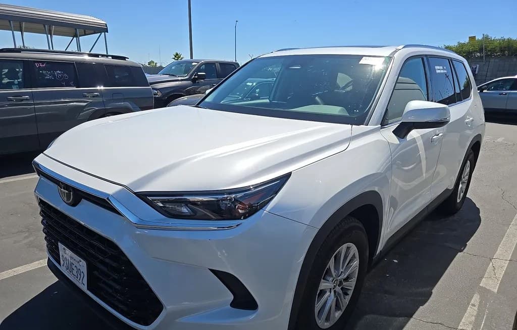 2025 TOYOTA GRAND HIGHLANDER XLE