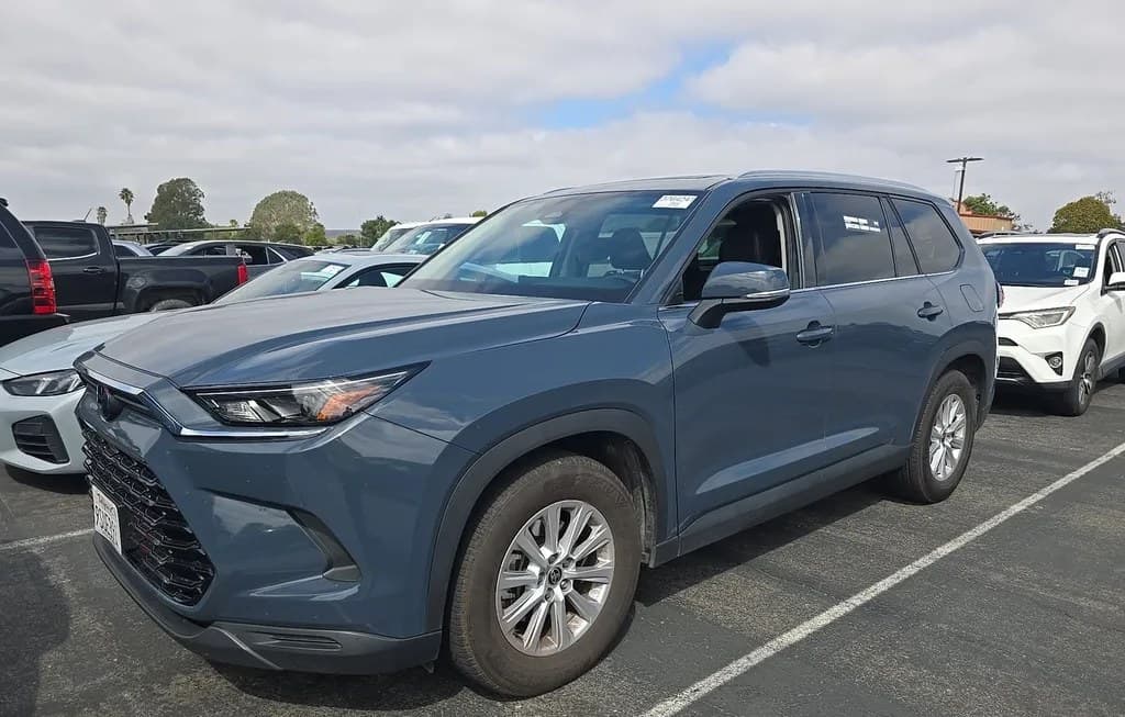 2025 TOYOTA GRAND HIGHLANDER XLE