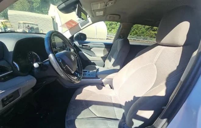 2021 TOYOTA HIGHLANDER LE 5