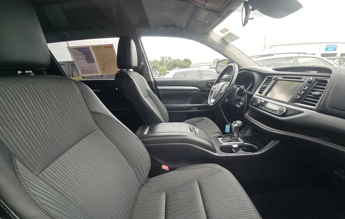 2018 TOYOTA HIGHLANDER LE PLUS 5