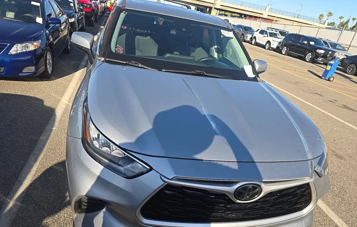 2020 TOYOTA HIGHLANDER L 3