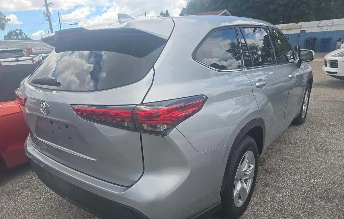 2021 TOYOTA HIGHLANDER L 4