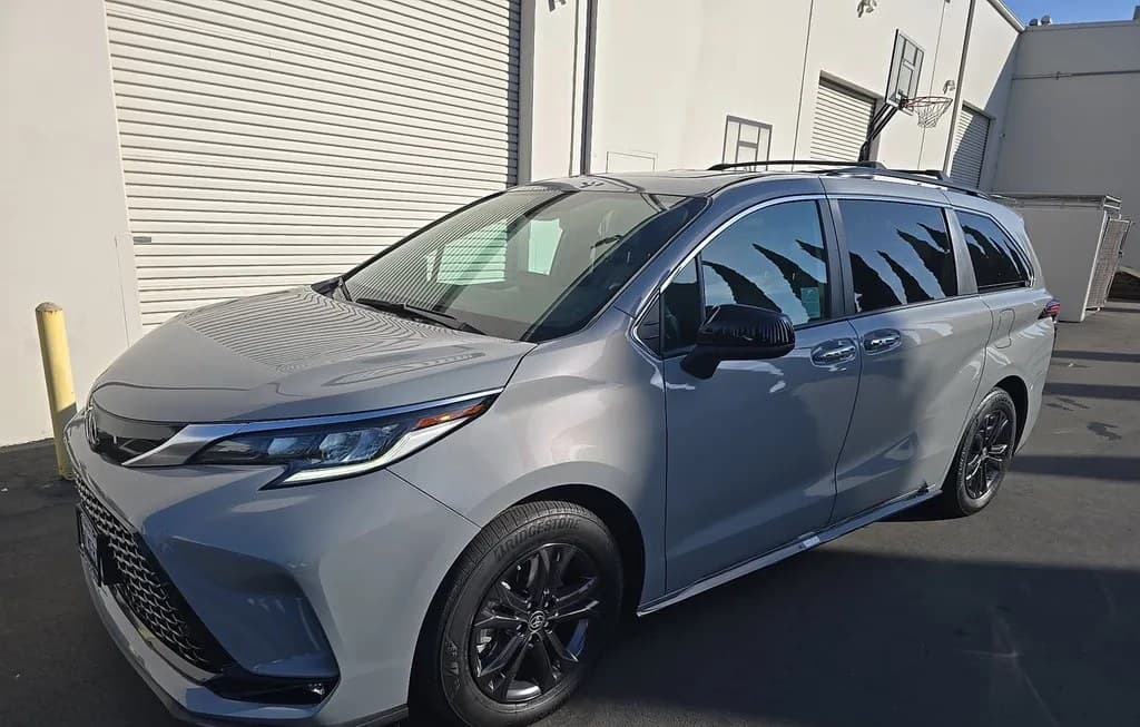 2024 TOYOTA SIENNA XSE 7-PASSENGER 120.5" WB