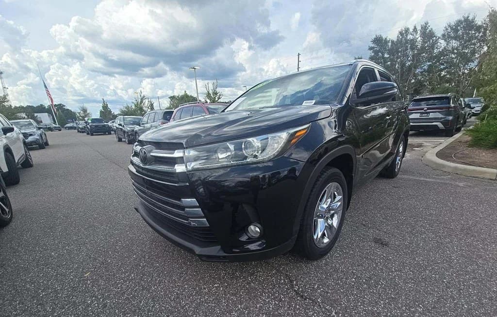 2018 TOYOTA HIGHLANDER LIMITED PLATINUM