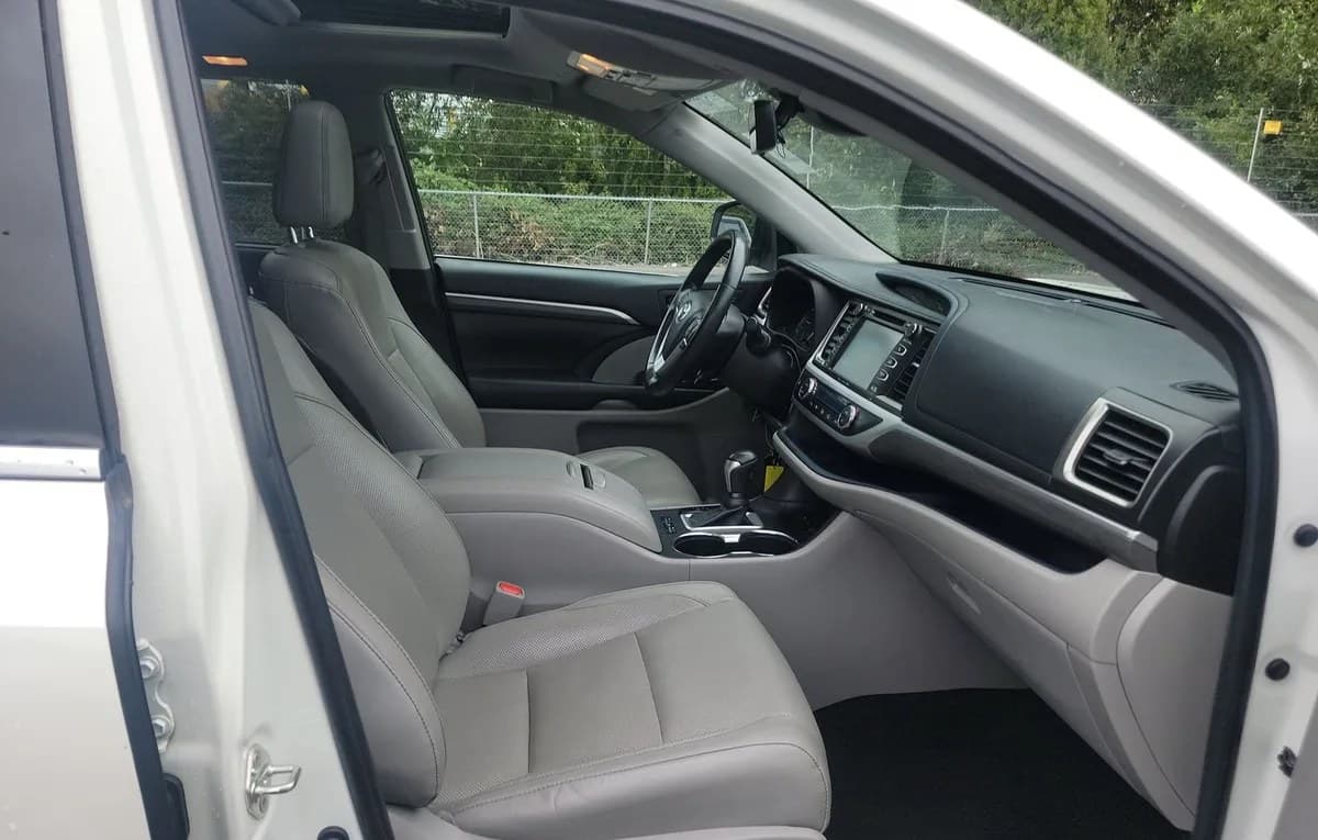 2019 TOYOTA HIGHLANDER Limited 5