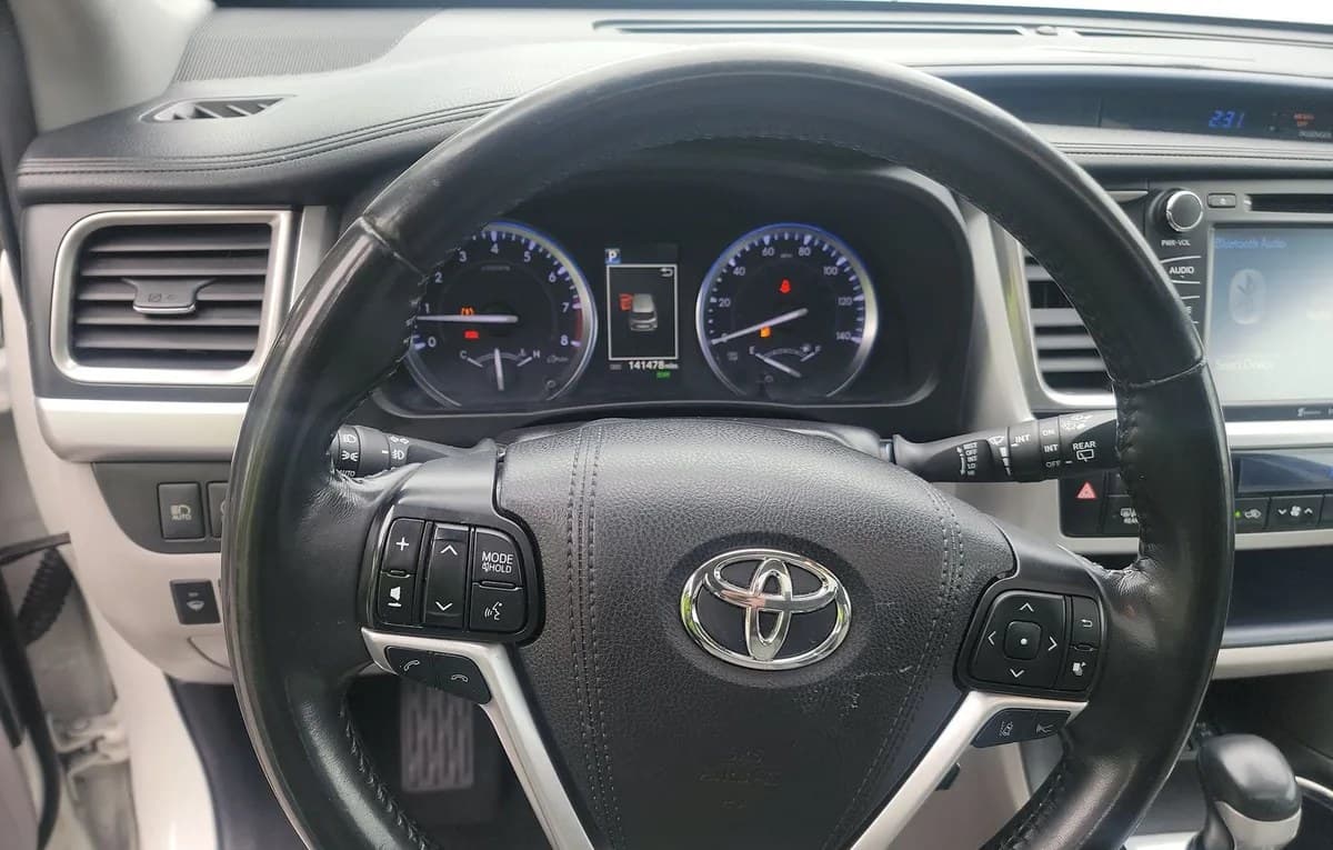 2019 TOYOTA HIGHLANDER Limited 7