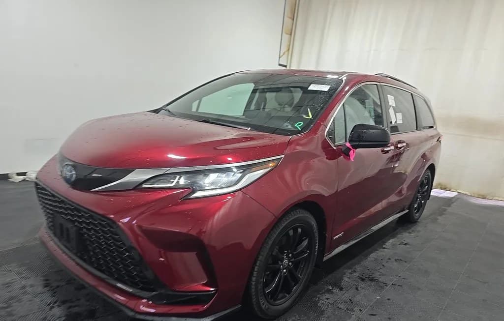 2021 TOYOTA SIENNA HYBRID XSE 7-PASSENGER