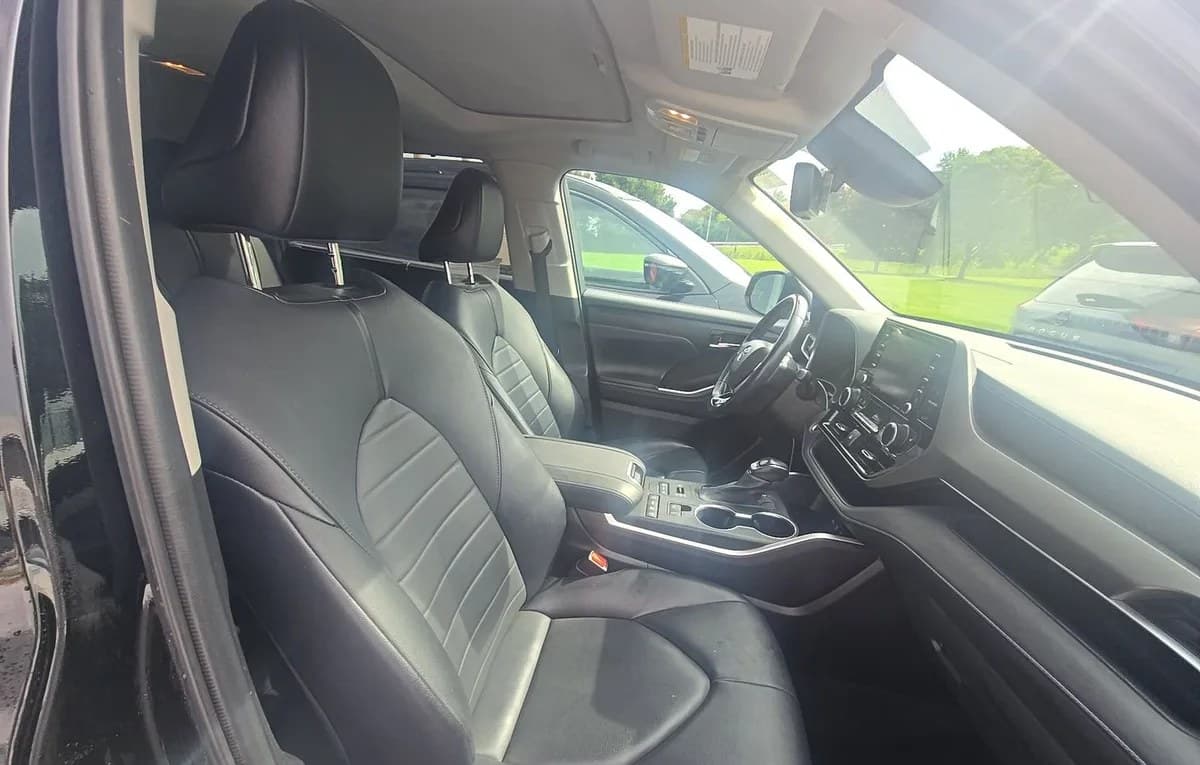 2021 TOYOTA HIGHLANDER XLE 5