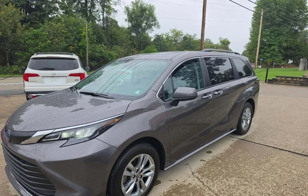 2024 TOYOTA SIENNA XLE 7-PASSENGER 120.5" WB