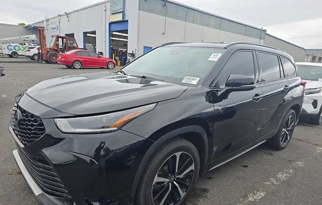 2021 TOYOTA HIGHLANDER XSE