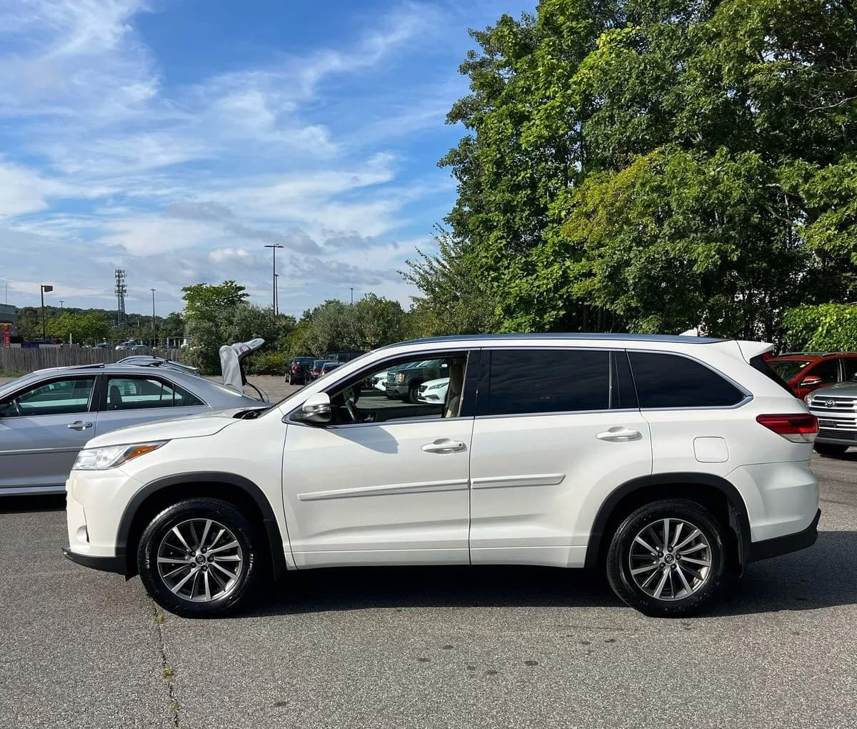 2018 TOYOTA HIGHLANDER XLE 3
