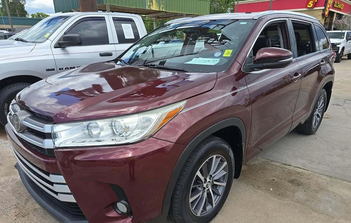 2018 TOYOTA HIGHLANDER XLE 2