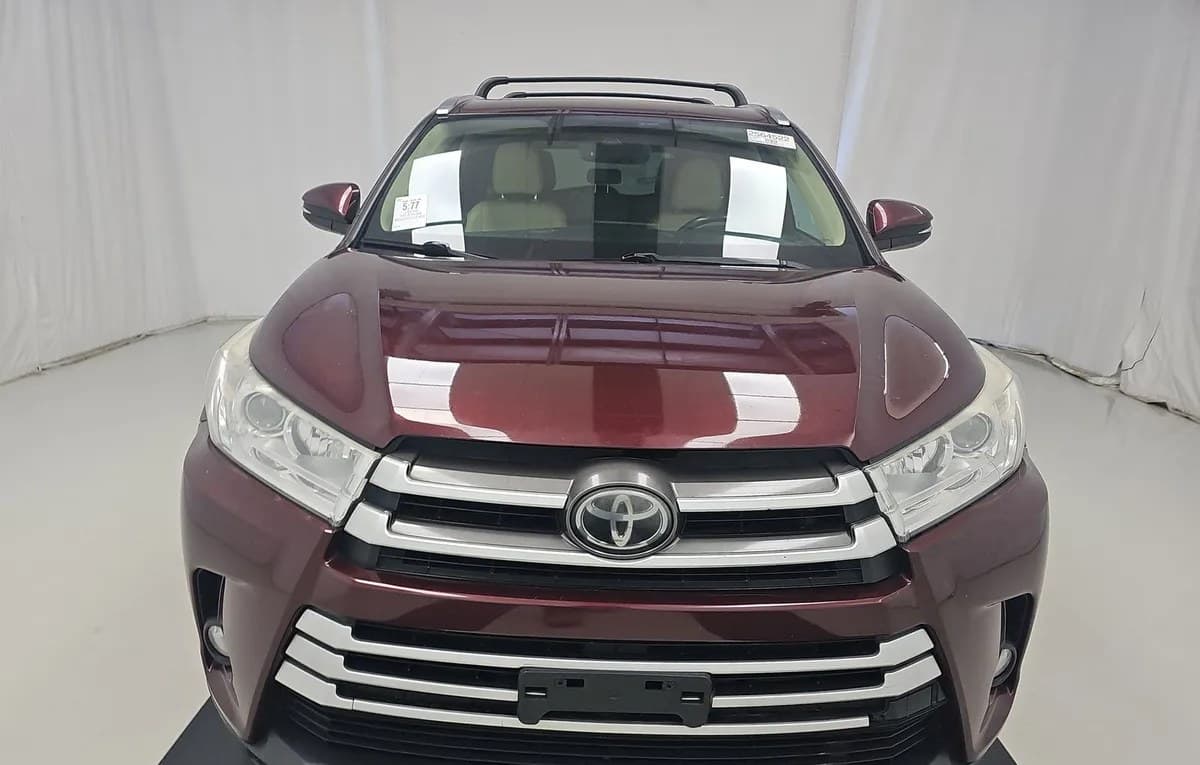 2018 TOYOTA HIGHLANDER XLE 3