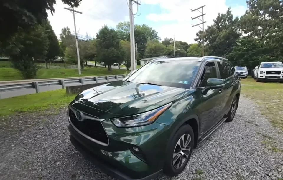 2023 TOYOTA HIGHLANDER HYBRID XLE