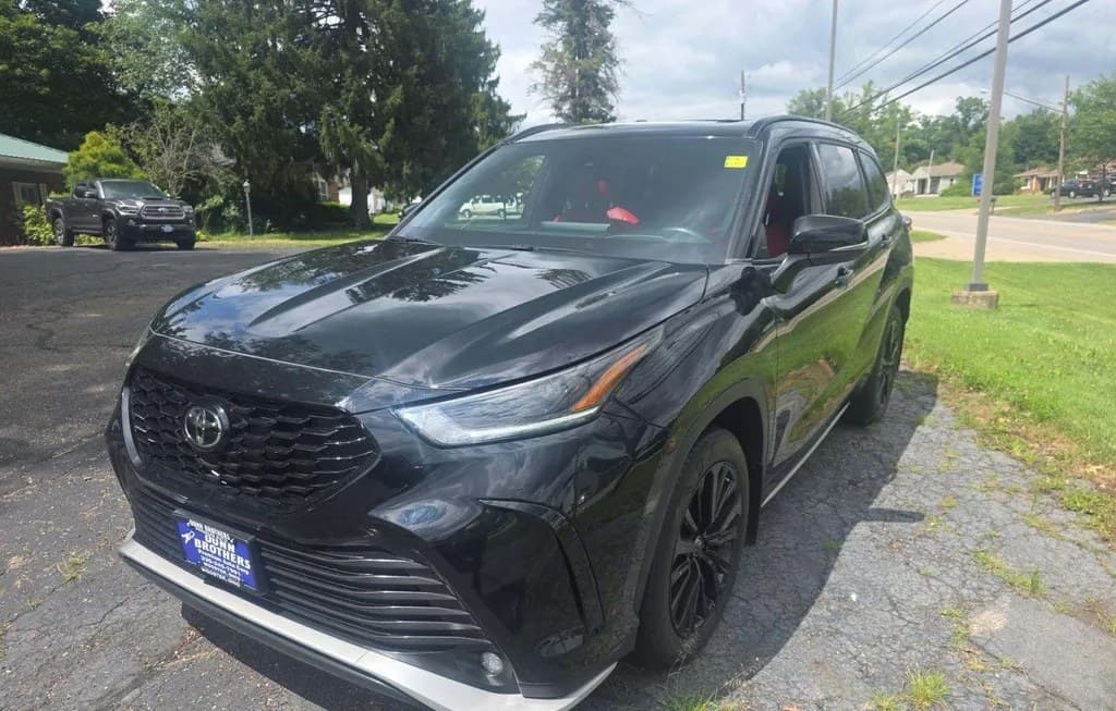 2024 TOYOTA HIGHLANDER XSE