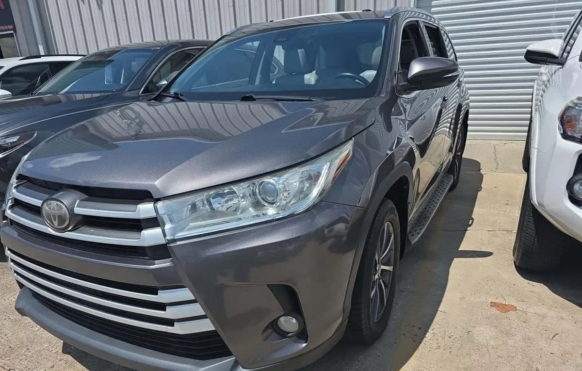 2017 TOYOTA HIGHLANDER XLE 2