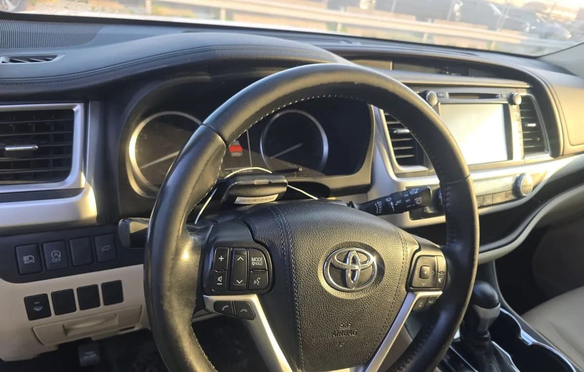 2018 TOYOTA HIGHLANDER XLE 7