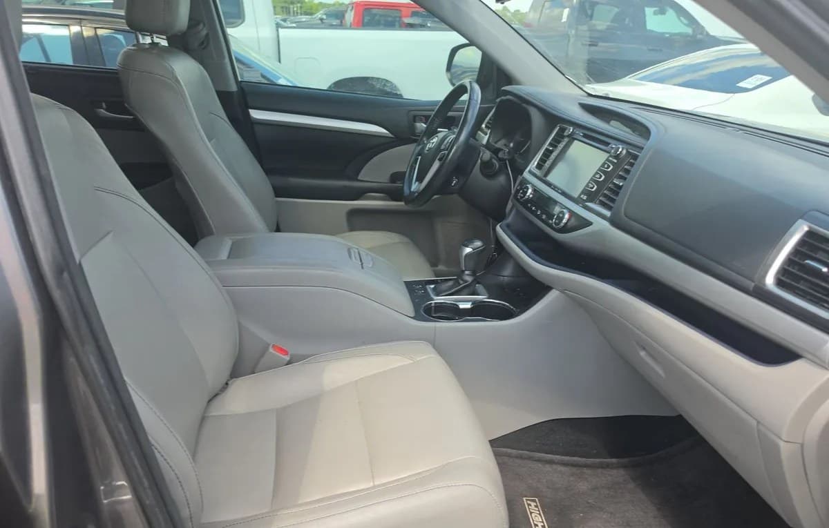 2017 TOYOTA HIGHLANDER XLE 5