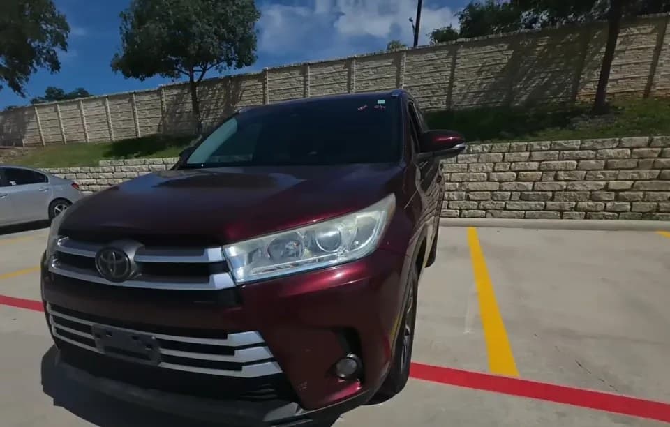 2017 TOYOTA HIGHLANDER XLE