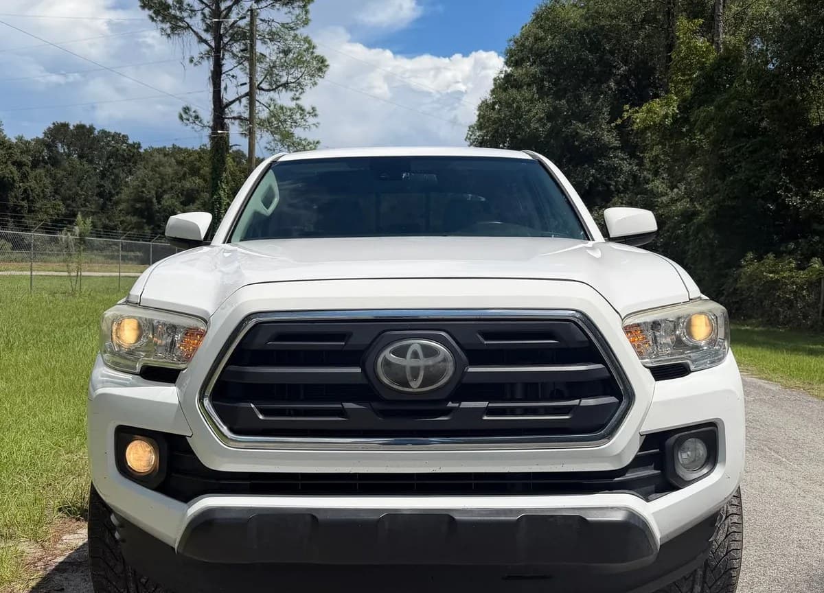 2019 TOYOTA TACOMA SR5 CREW CAB MEDIUM BED 3