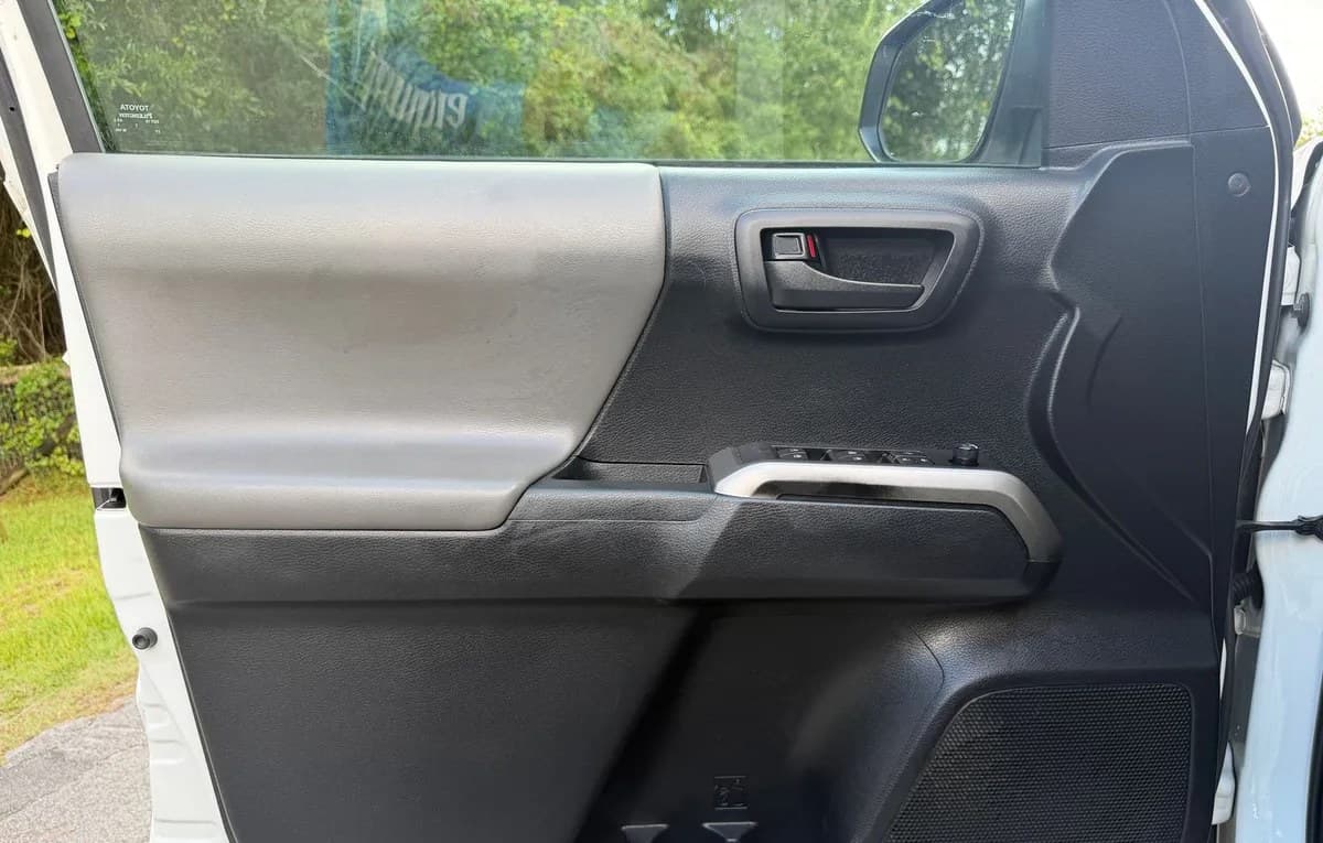 2019 TOYOTA TACOMA SR5 CREW CAB MEDIUM BED 7