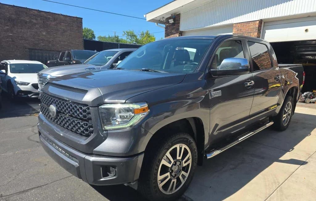 2020 TOYOTA TUNDRA PLATINUM CREW CAB SHORT BED